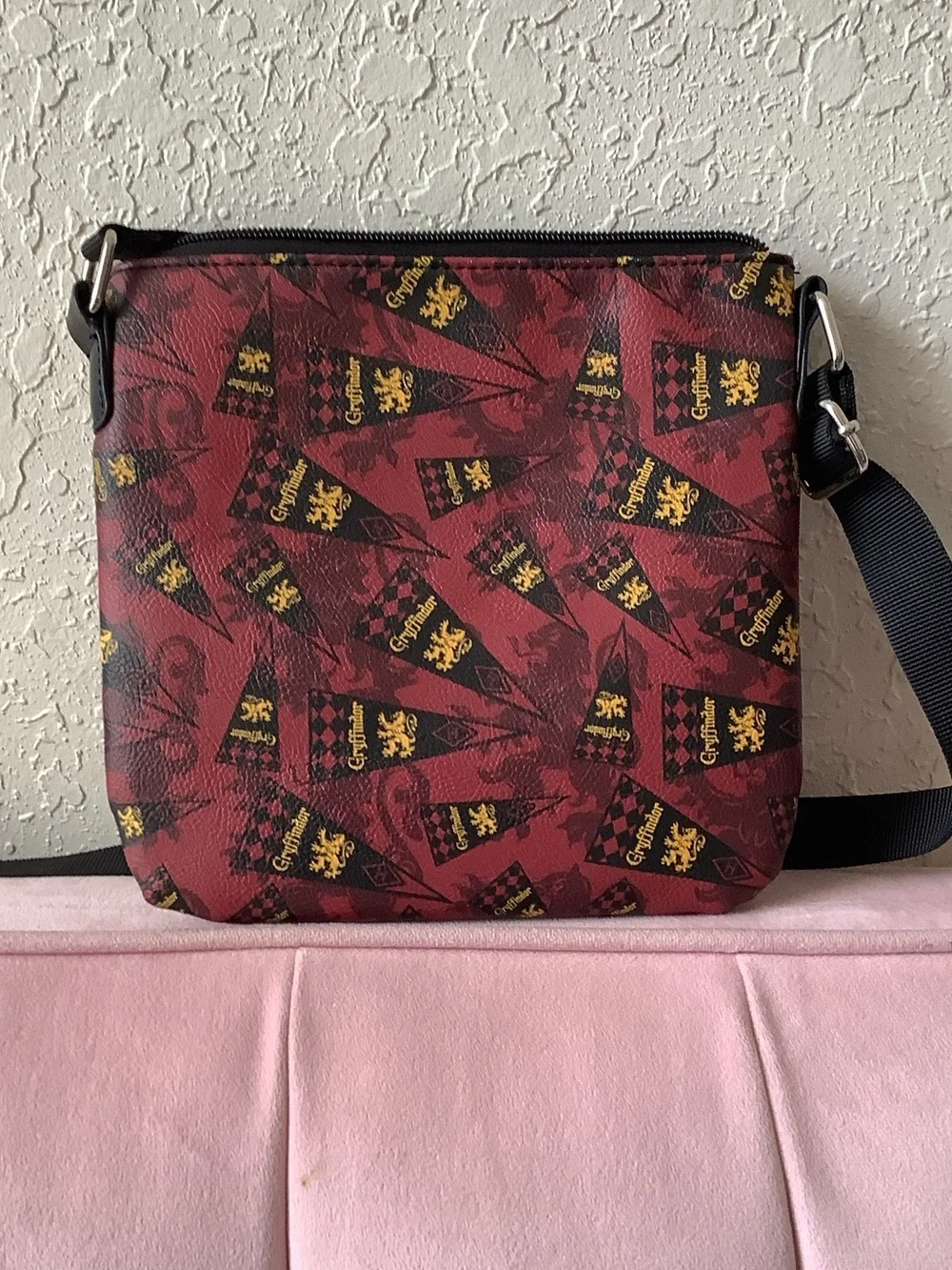 Gryffindor Red and Yellow Crossbody Messenger Bag - Official Design